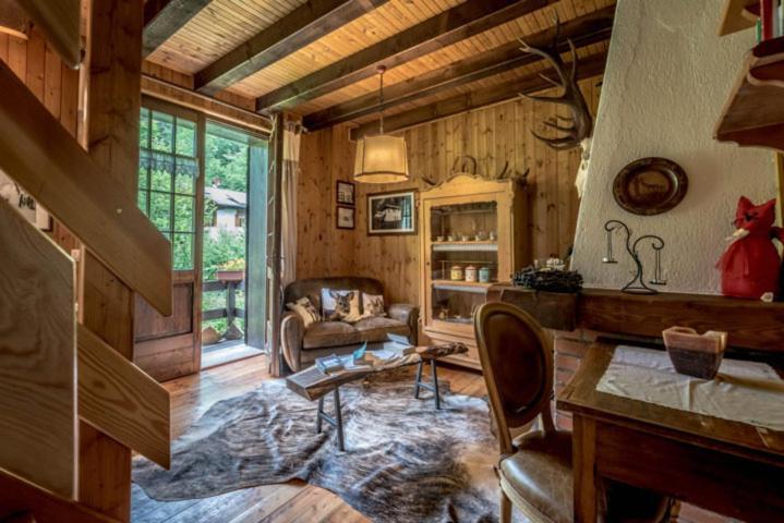 Chalet Silenthia Villa Lenzumo di Concei Eksteriør billede